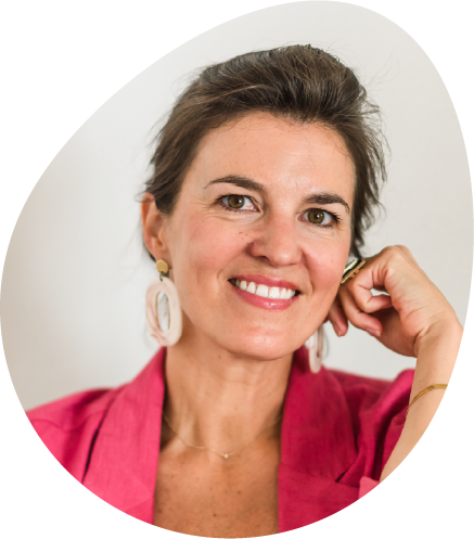 Hi, I’m Amélie, a fertility and pregnancy nutritionist and certified hormone expert.